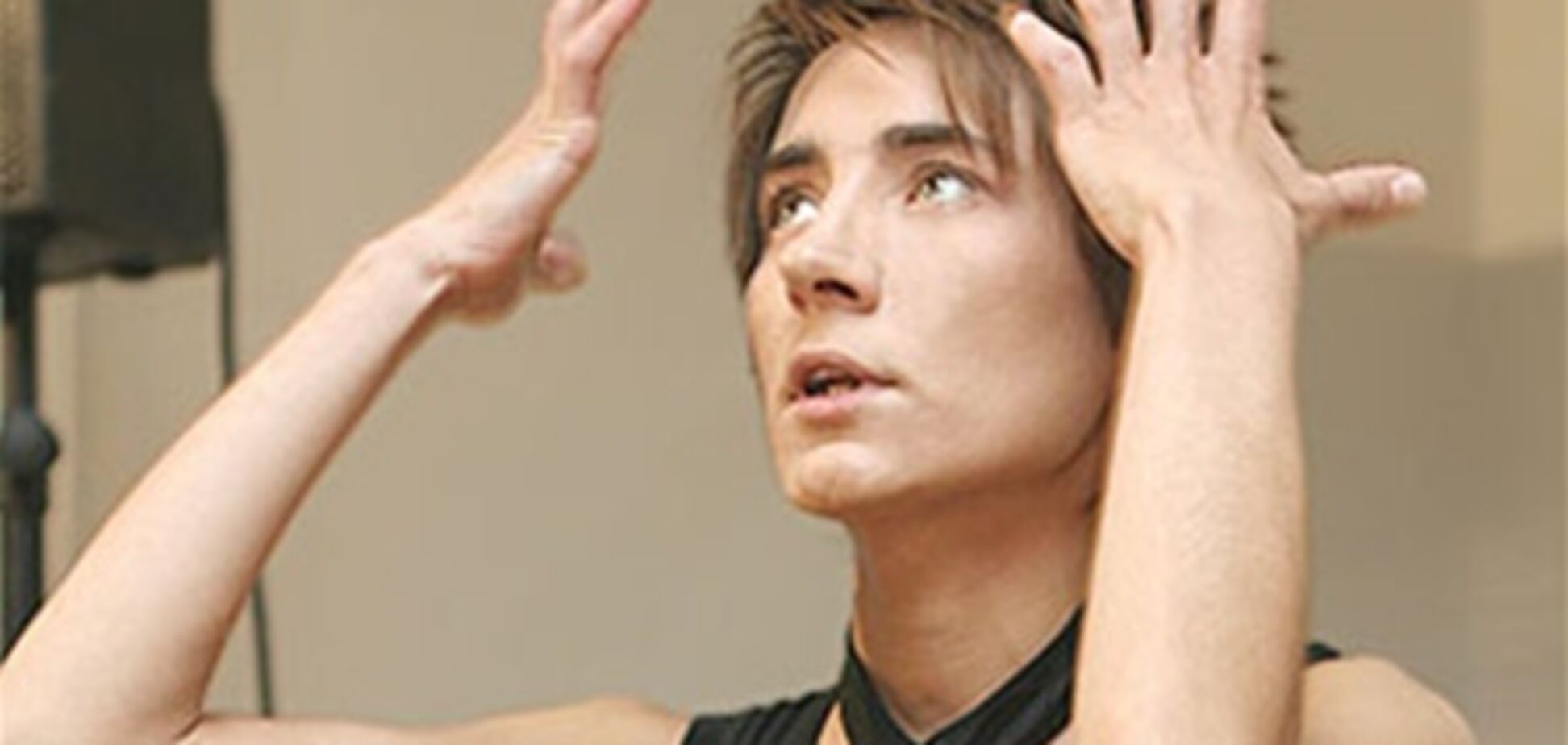 Колишній саундпродюсер 'Земфіри' підготував дебютну пісню для Azary