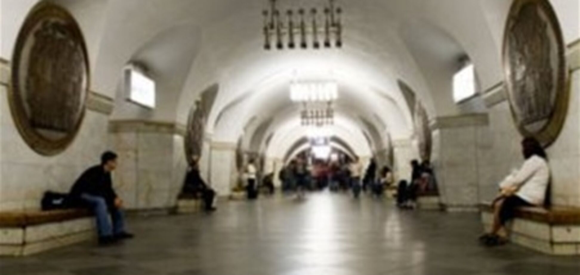 Задержана 25-летняя киевлянка, 'заминировавшая' станцию метро 'Вокзальная'