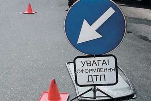 Двоє офіцерів потрапили в ДТП на Вінниччині: один загинув