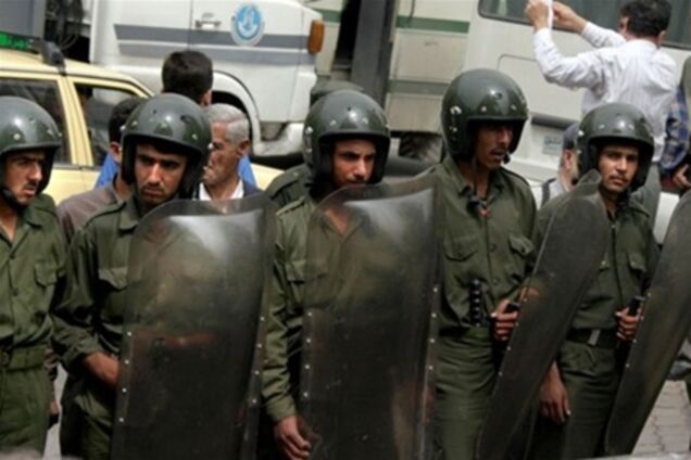 У Дамаску в урядовому кварталі прогриміли два вибухи