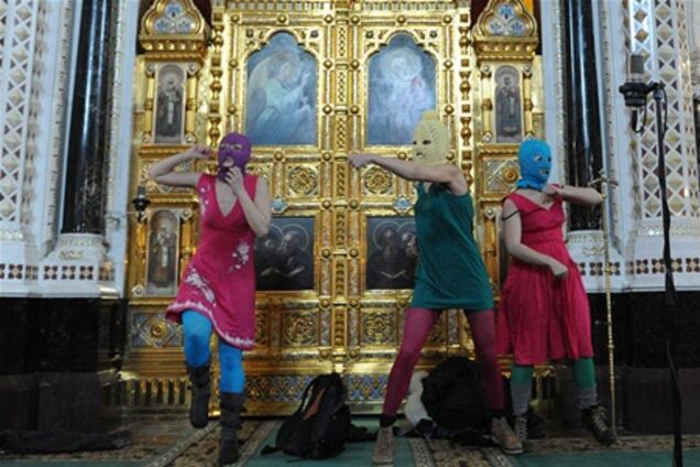 Вдова Леннона Йоко Оно вручит Pussy Riot премию мира