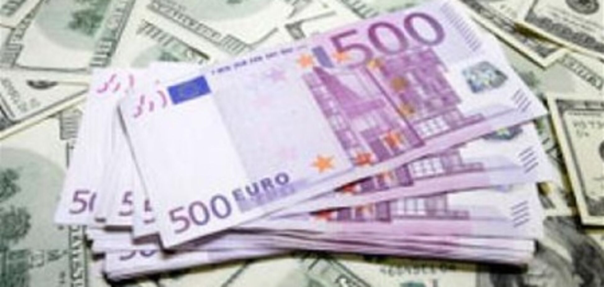 Эксперты: евро снижается, доллар повышается
