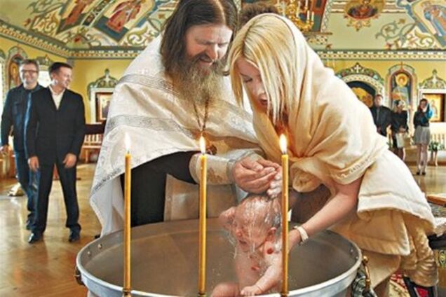 Тимофей Нагорный крестил дочь