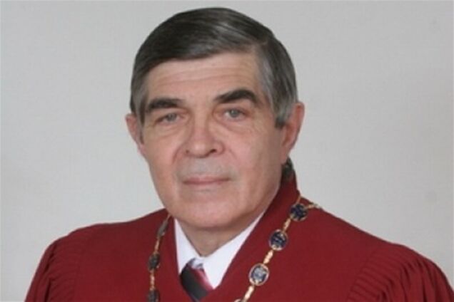 ВРЮ просить Раду звільнити з посади голову Верховного суду