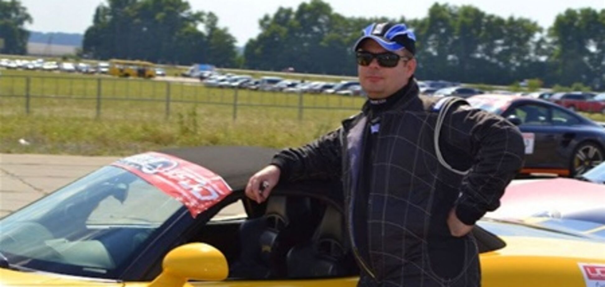 В Киеве похоронили погибшего чиновника-гонщика