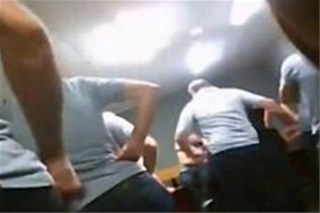 Тюремний скандал у Грузії: двоє ув'язнених спробували повіситися