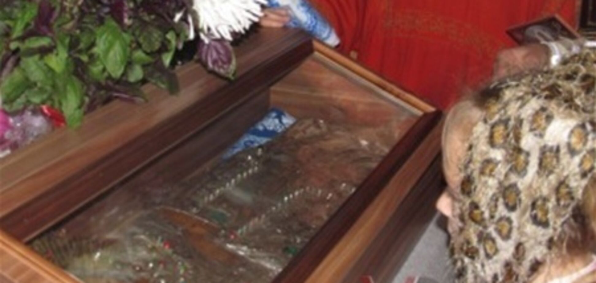 В очереди к Плащанице Богородицы умерла женщина