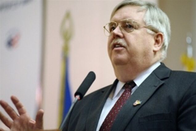 Посол США: Сенат підтримав резолюцію по Тимошенко одноголосно