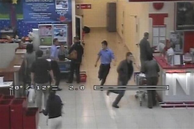 Убийце в 'Караване' не хватило патронов, чтобы добить четвертого охранника