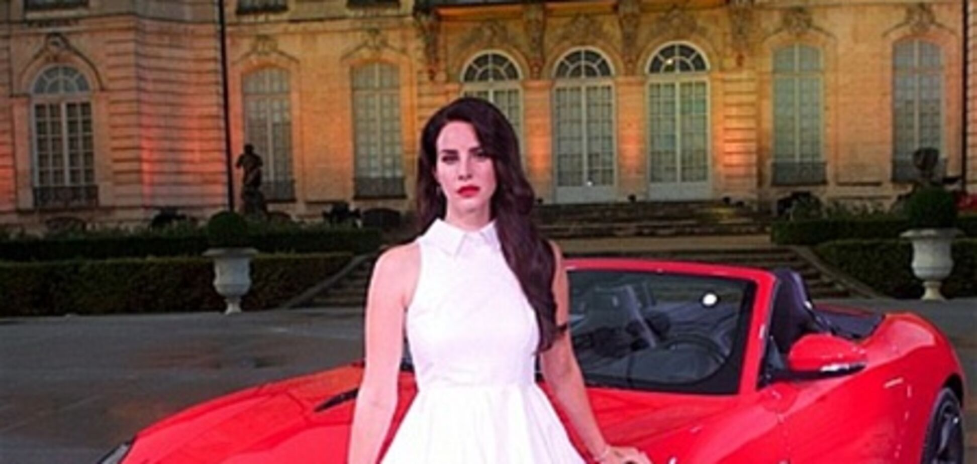 Дель Рей презентовала новый Jaguar. Фото