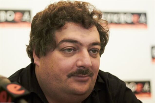 Сам - дурень