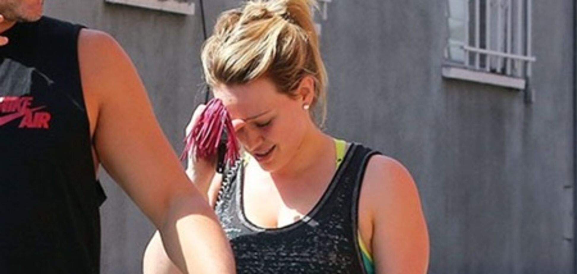 Дафф борется за стройную фигуру. Фото