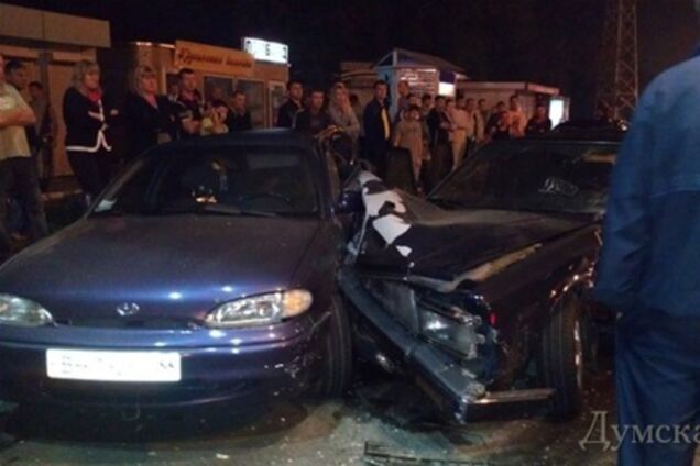 Ночные гонки в Одессе закончились ужасным ДТП