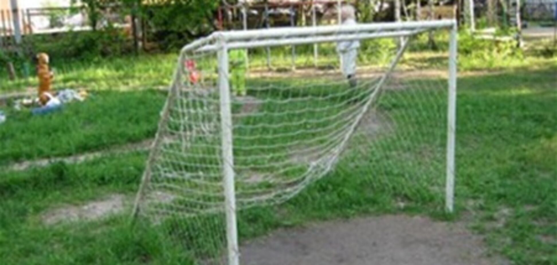 На Полтавщині під час уроку на школяра впали футбольні ворота