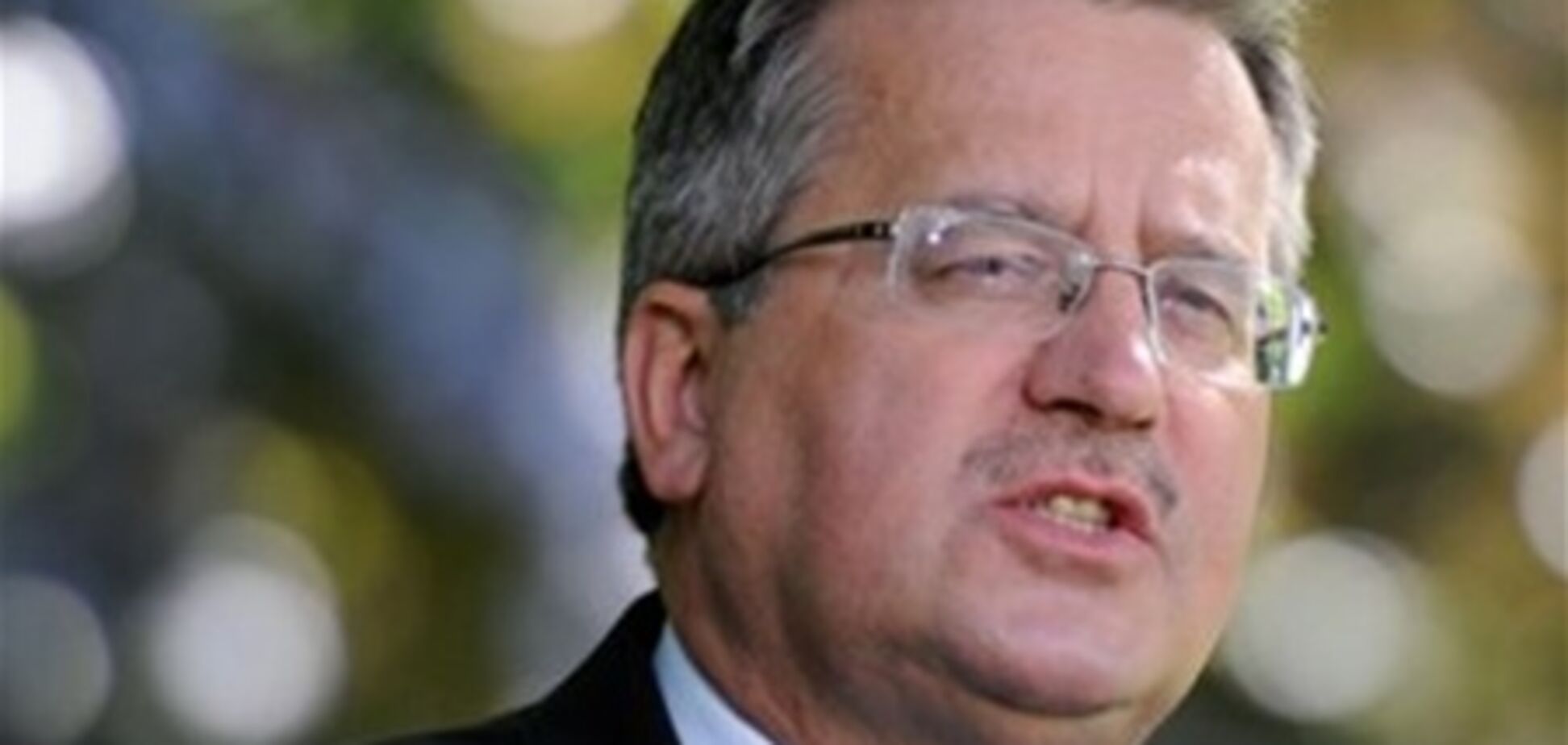 Президент Польщі літає рейсовими літаками: немає грошей на власний