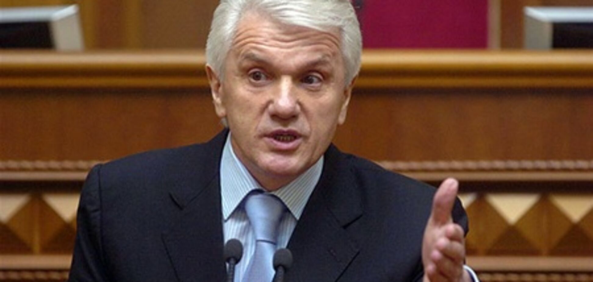 Литвин призывает депутатов не агитировать с трибуны ВР