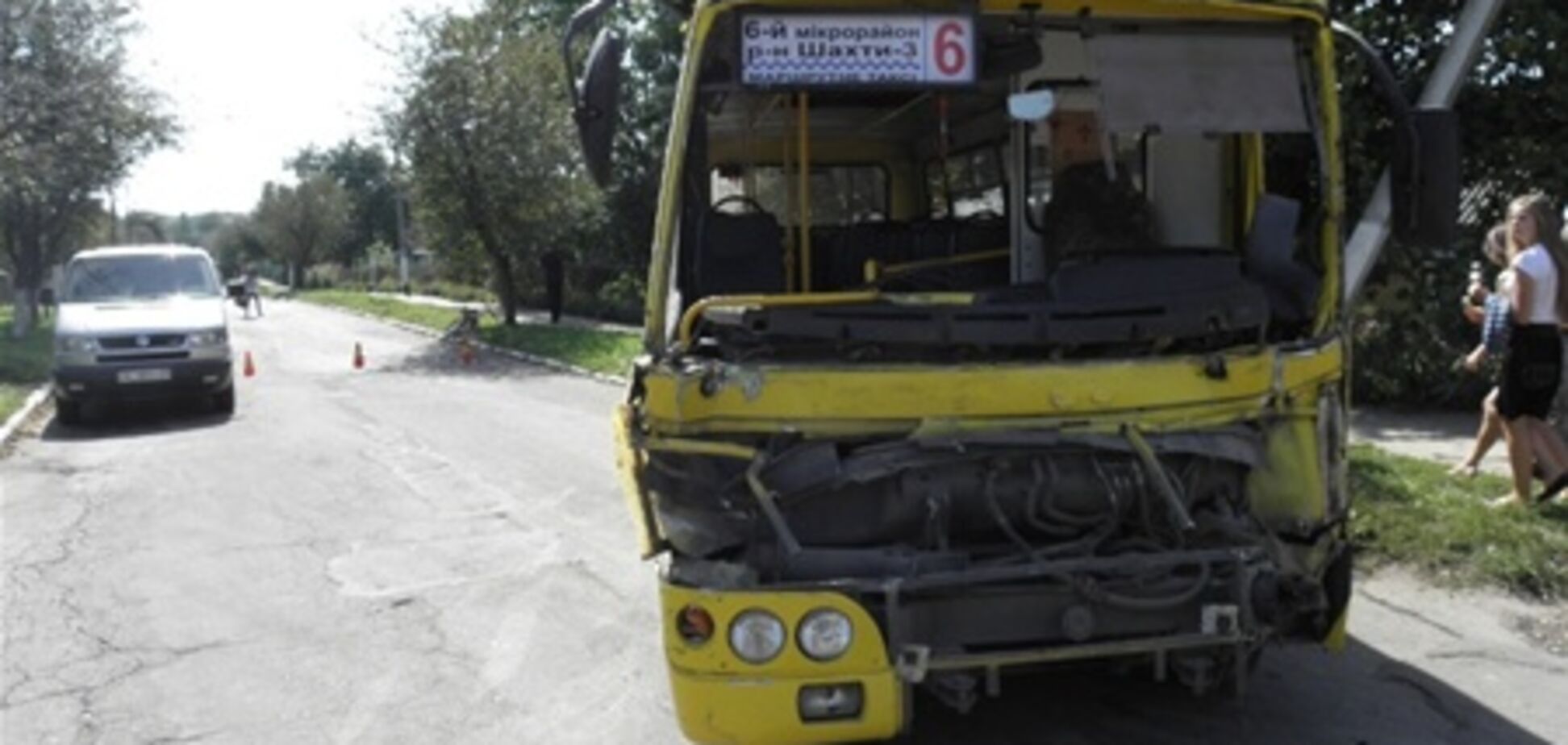 На Волыни маршрутка столкнулась с грузовиком: 11 пострадавших