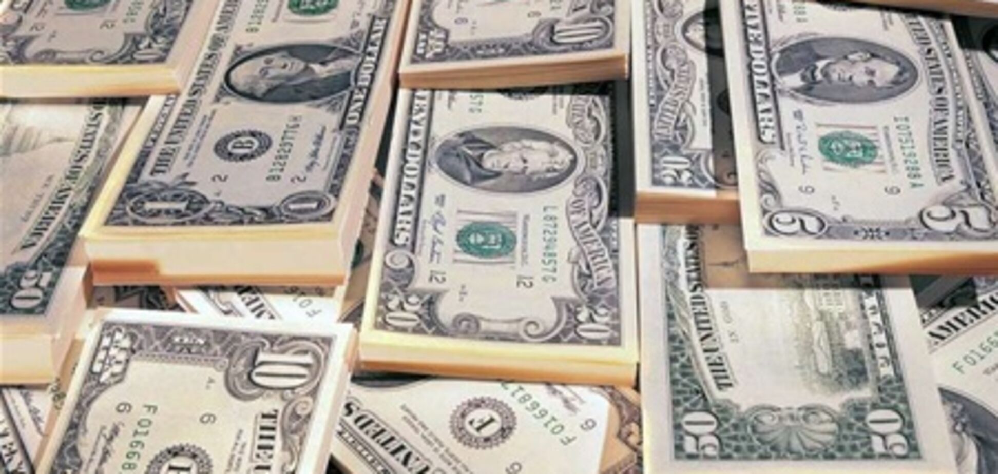 Доллар на межбанке растет, 03 сентября 2012