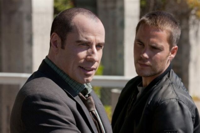 Траволта и МакГрегор получат почетные премии