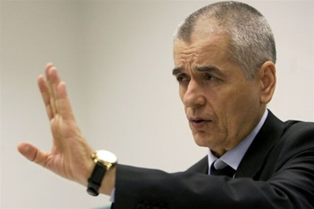 Головний санлікар РФ вирішив не залишати алкоголіків без спиртного