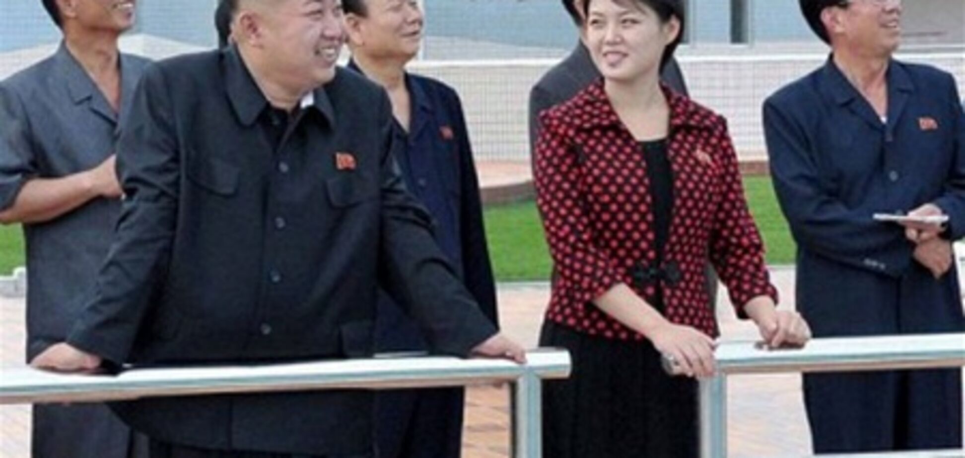 Наряд супруги лидера КНДР вызвал сенсацию на Западе