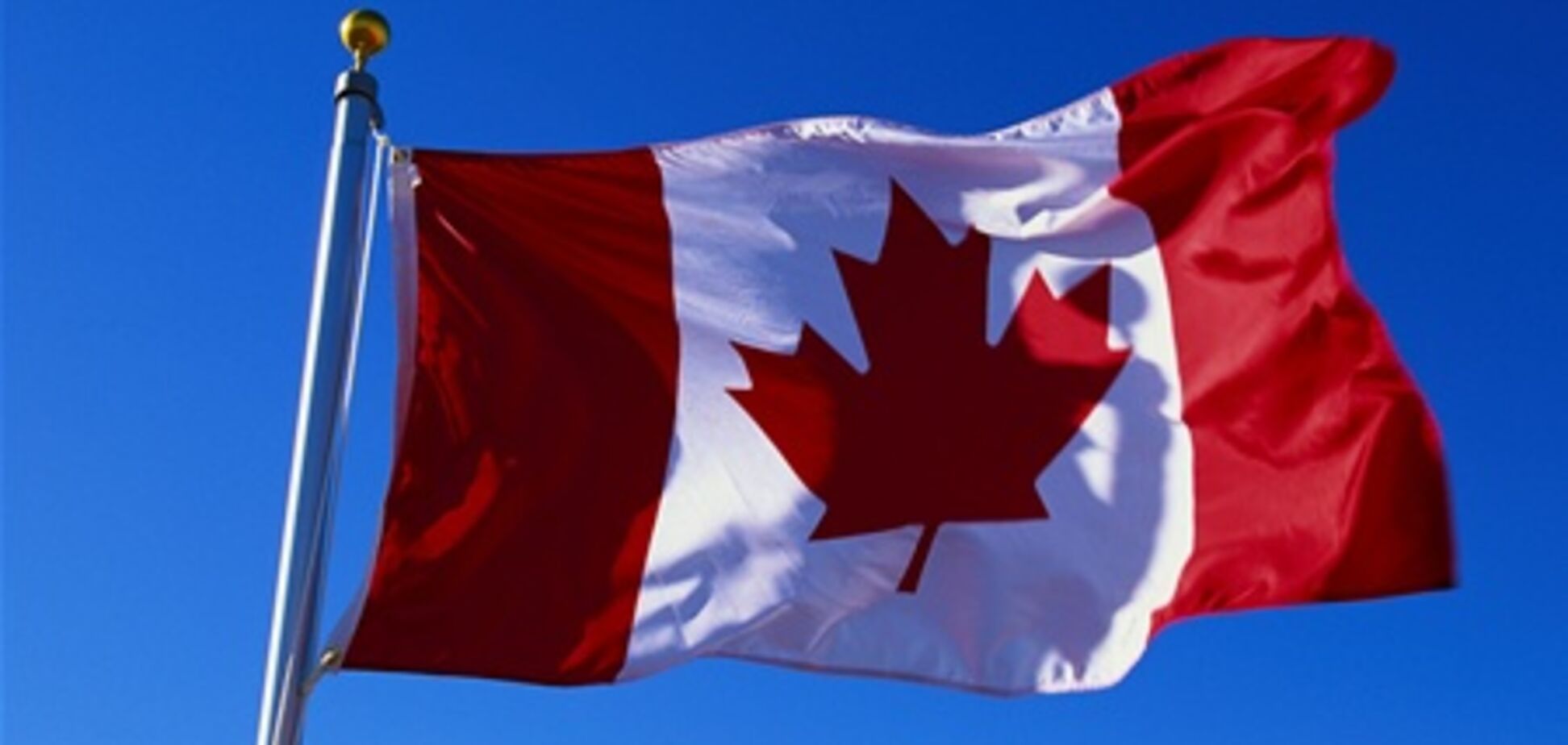 Канада відмовляється спростити візовий режим для українців