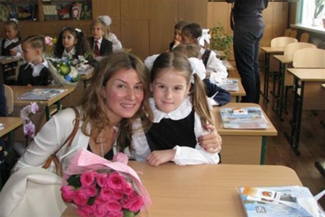 Фреймут, Орбакайте, Джарты и Бадоева отвели детей в школу