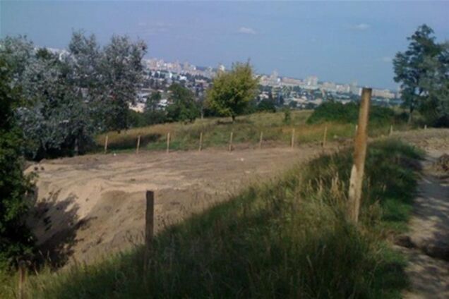 История под застройку. Что строят на киевских горах?