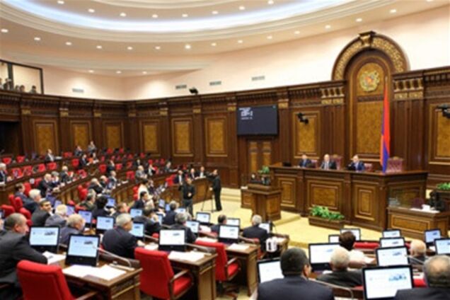 Парламент Вірменії має намір 'серйозно' обговорити визнання Карабаху