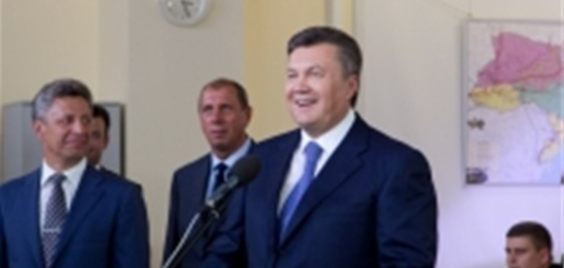 Президент дал старт подаче газа с Одесского газового месторождения