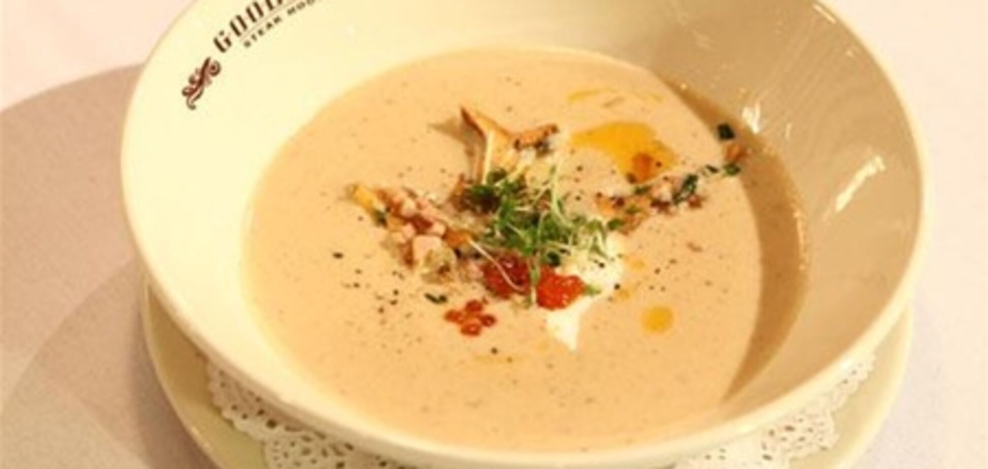 Картофельный суп с шампанским и белыми грибами