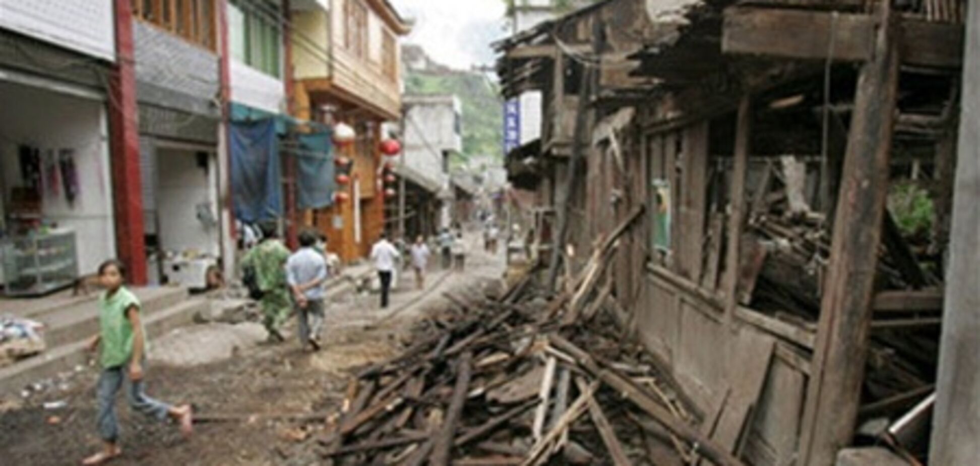 Серия землетрясений в Китае: более 40 погибших