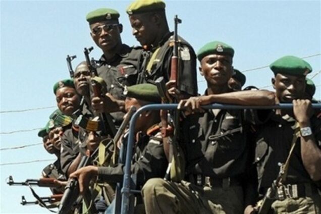 Полиция Нигерии защищает мобильные вышки от нападений исламистов