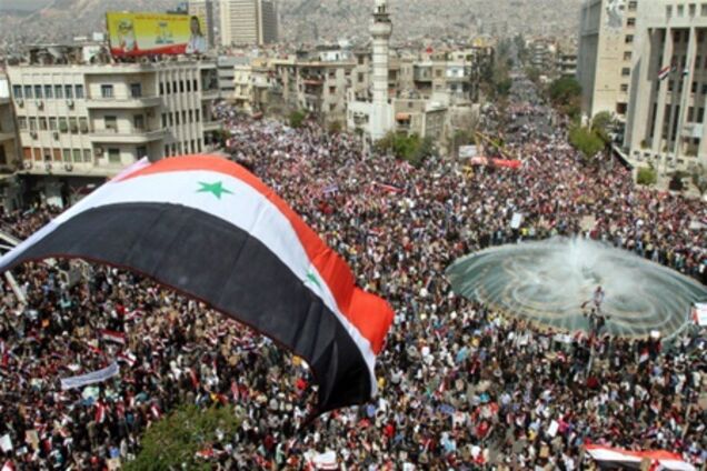 ЕС решил сплотить сирийскую оппозицию