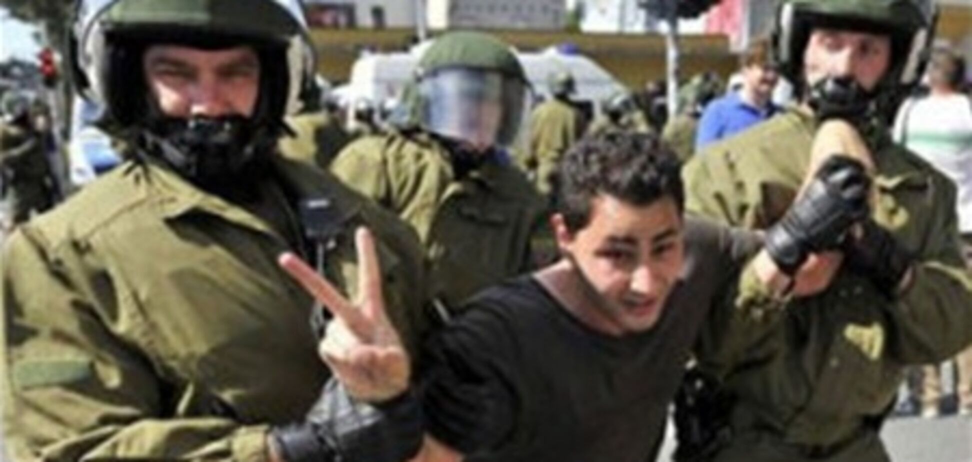 На фестивале курдов в Германии пострадали более 80 полицейских