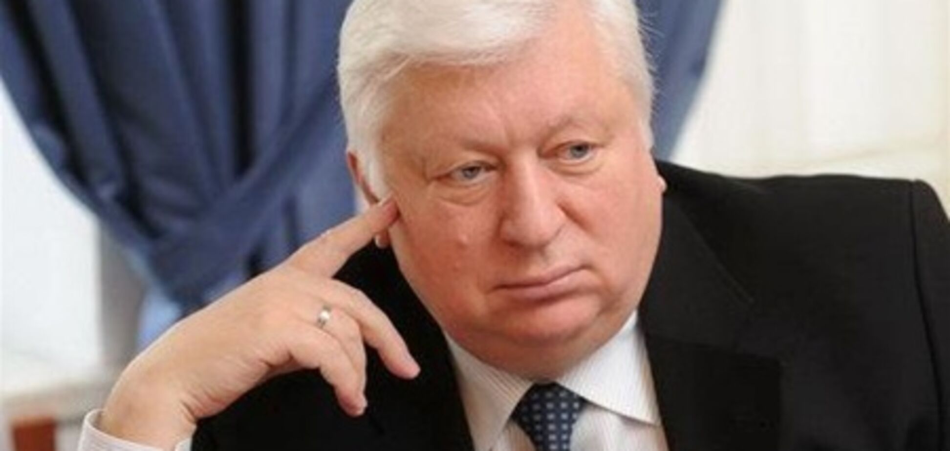 Пшонка жалуется, что работа не дает ему спать