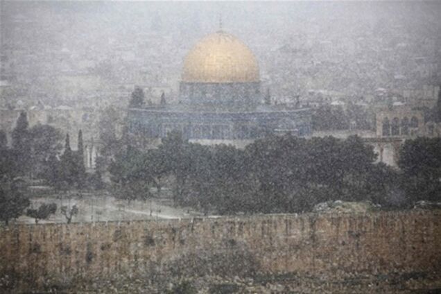 Єрусалим засипало снігом