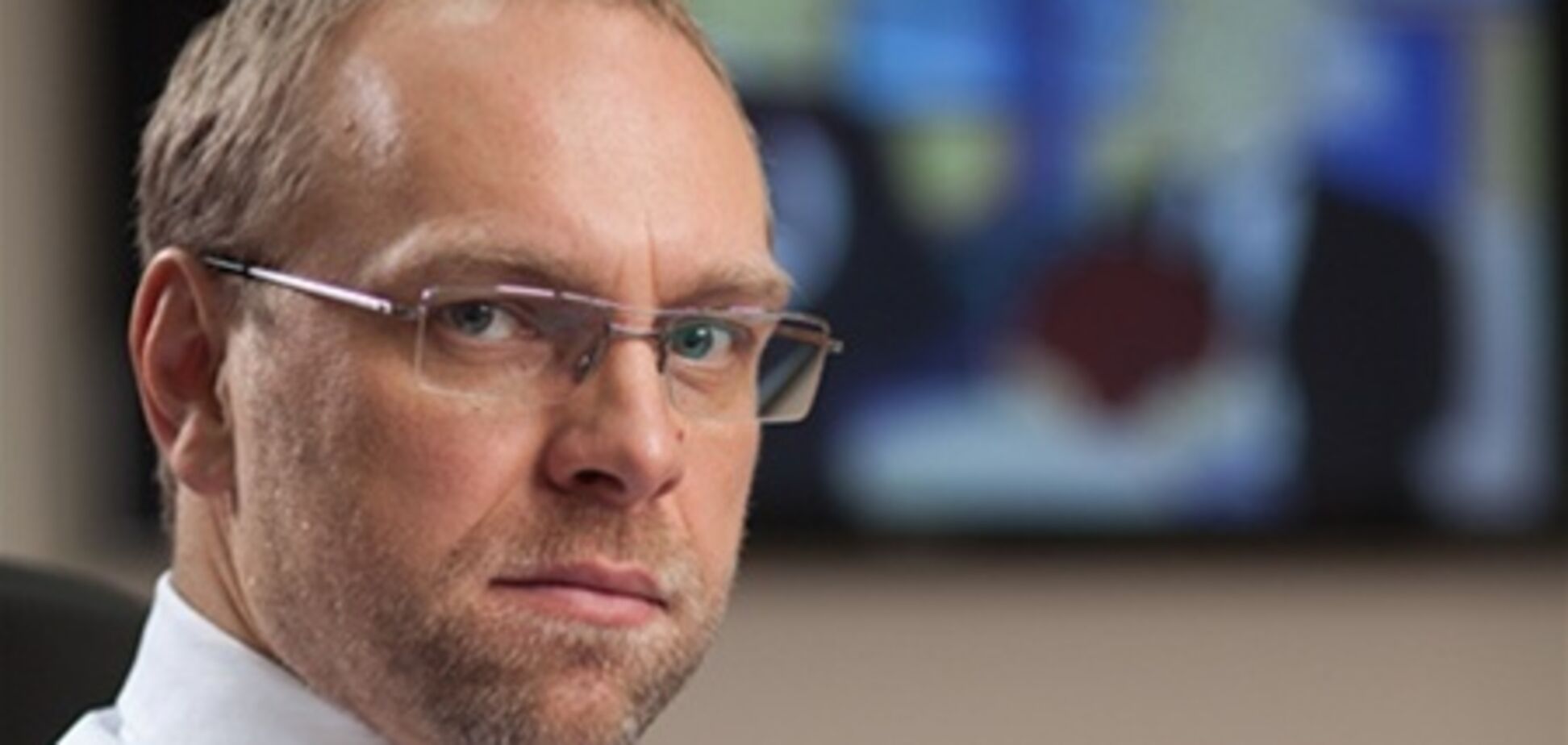 Власенко выплатил Окунской 'несуществующий' долг