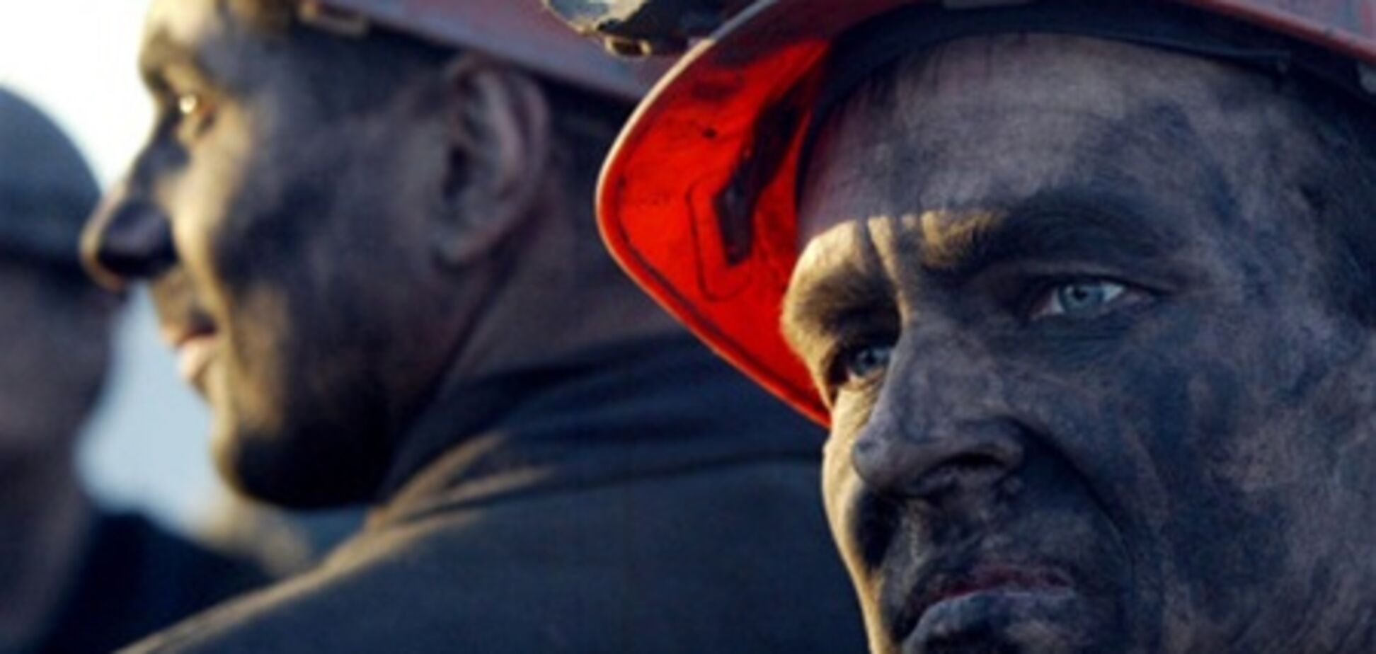 Тіло гірника, якого засипало вугіллям на шахті на Донеччині, підняли