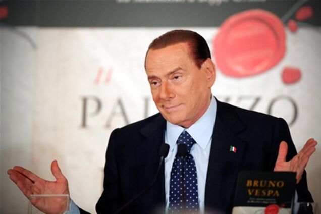 Берлусконі офіційно очолив коаліцію правоцентристів