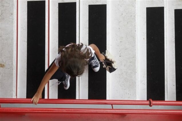 Музыкальная лестница-пианино на ж/д вокзале. Фото, Видео  