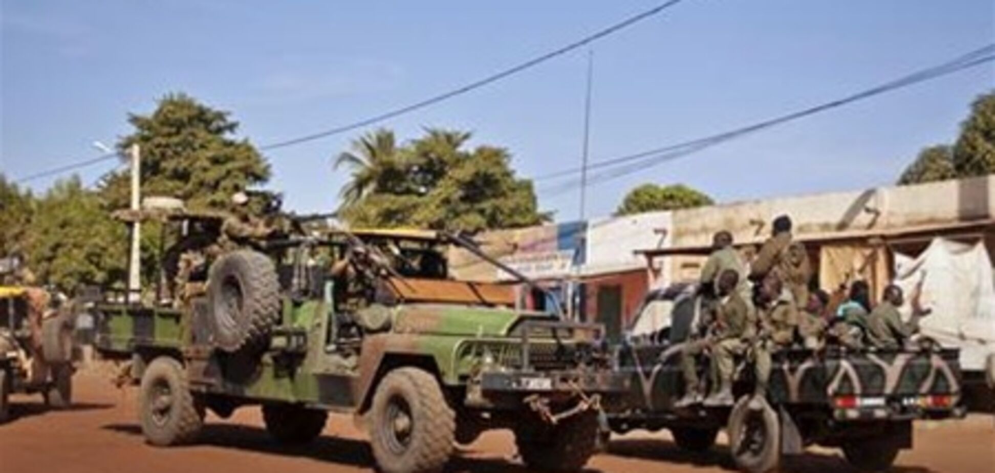 Французские войска вступили в бои с исламистами