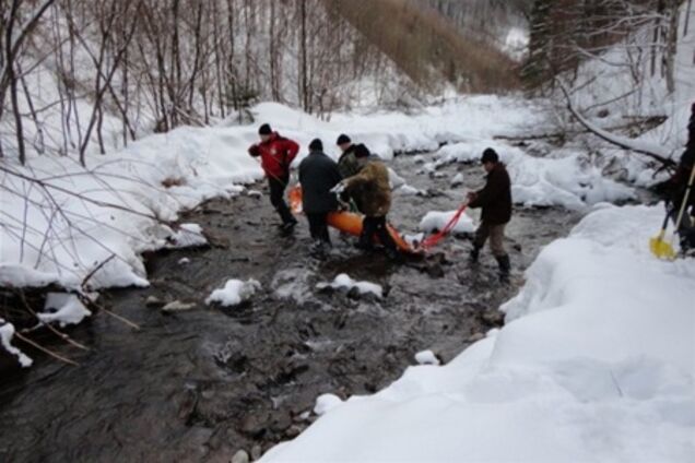 На Закарпатье шестые сутки ищут пропавшего в горах чеха