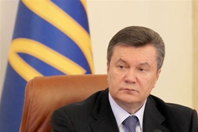 Янукович сократил ряд должностей в своей администрации