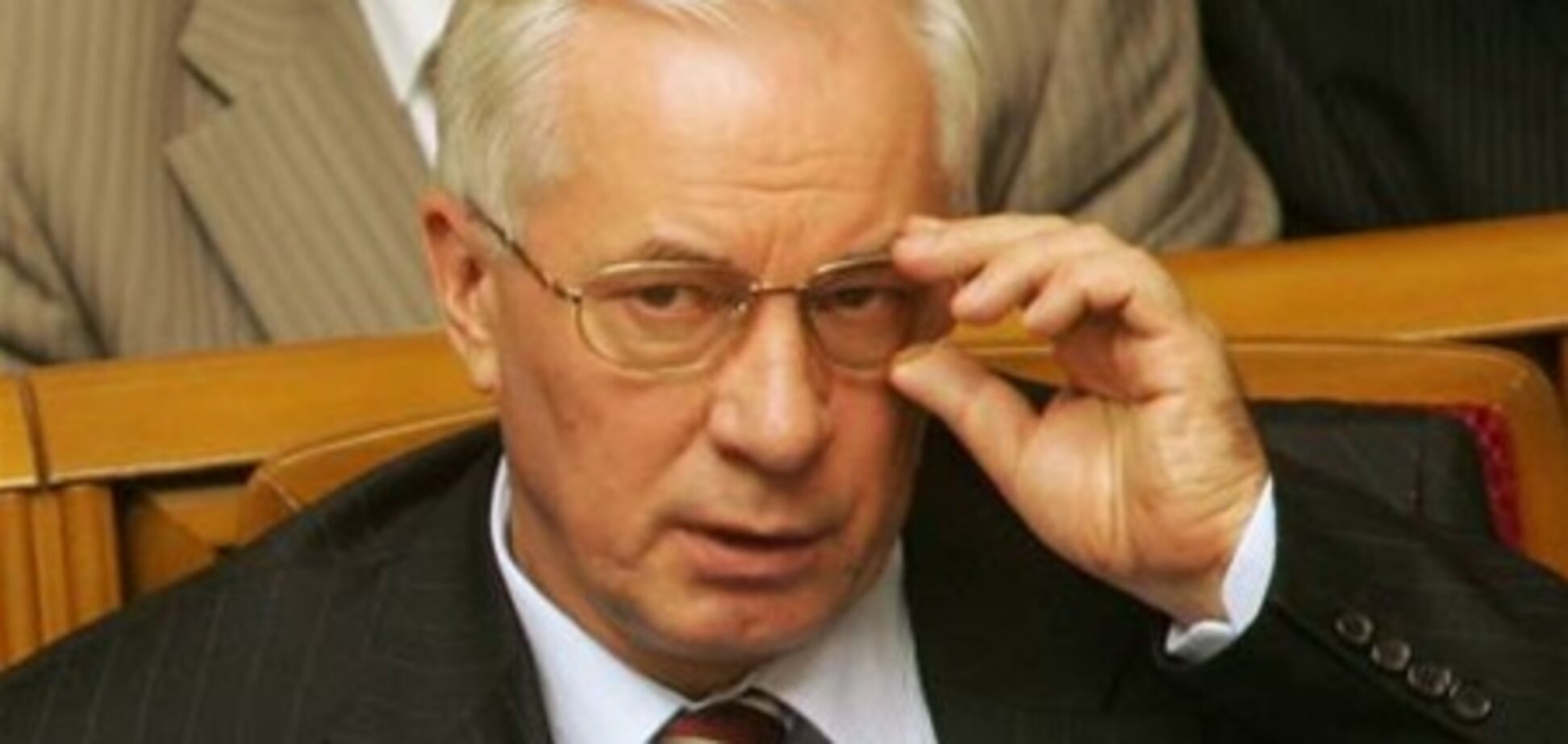 Янукович позовет Азарова 'на ковер' в феврале