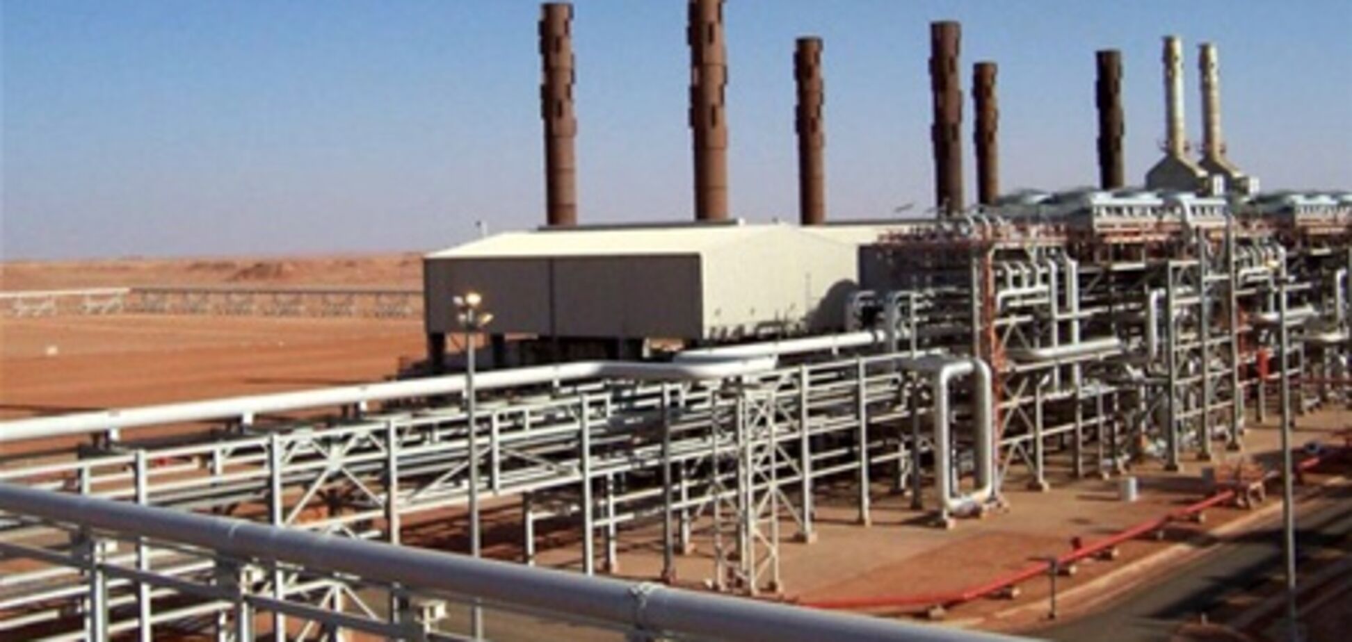 Жертвами ударов алжирских вертолетов стали 34 заложника