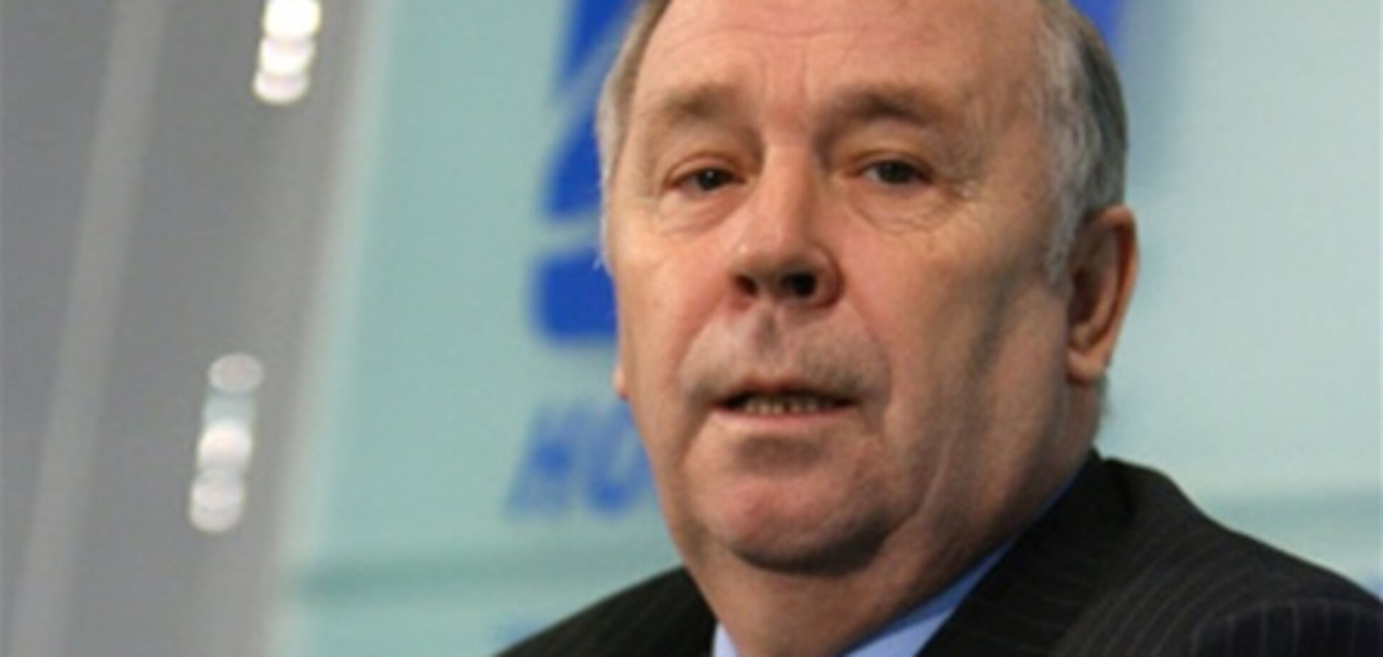 Рыбак - Европе: у вас самих восемь премьеров сидят