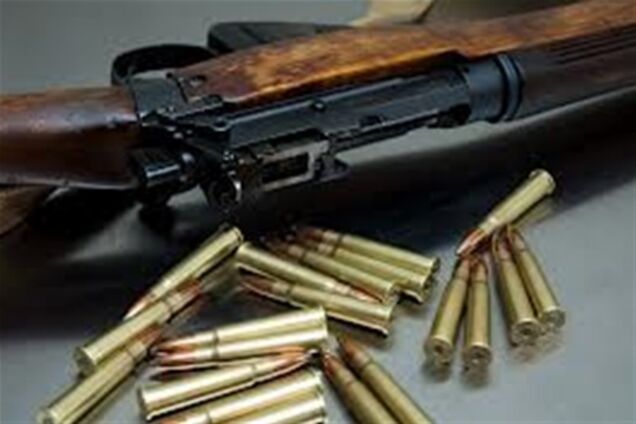 На Киевщине у пенсионера нашли патроны и шашку