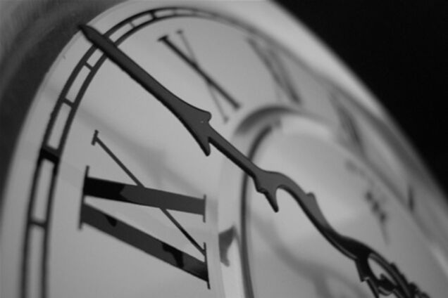 В правительстве задумались об установлении единого времени