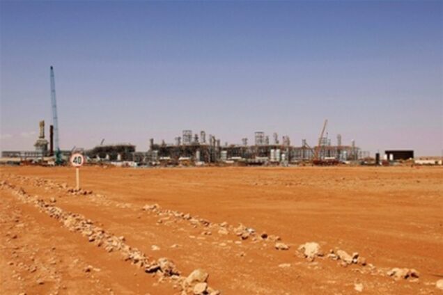 Алжирские войска штурмуют комплекс, где удерживаются заложники